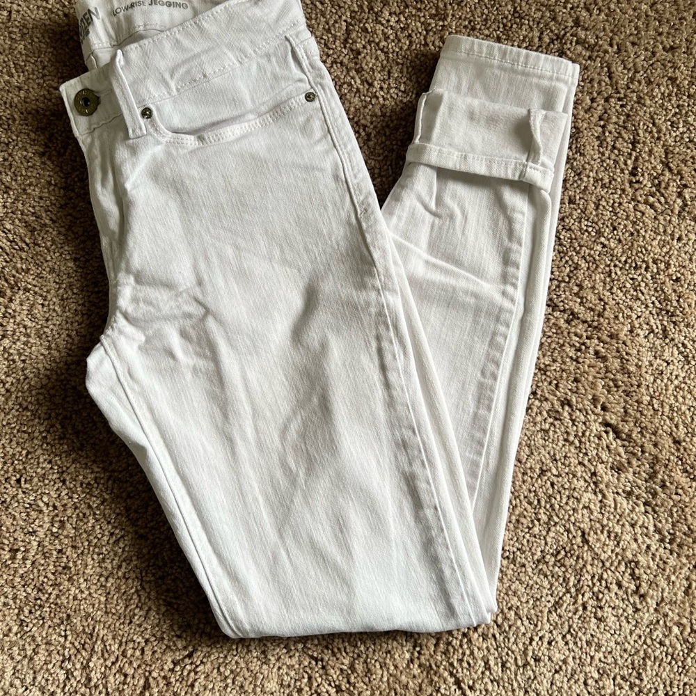 Denizen from Levi's White Jeggings